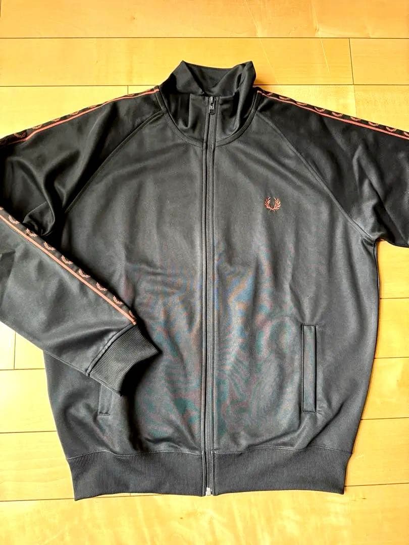 【未使用】FRED PERRY トラックジャケットL