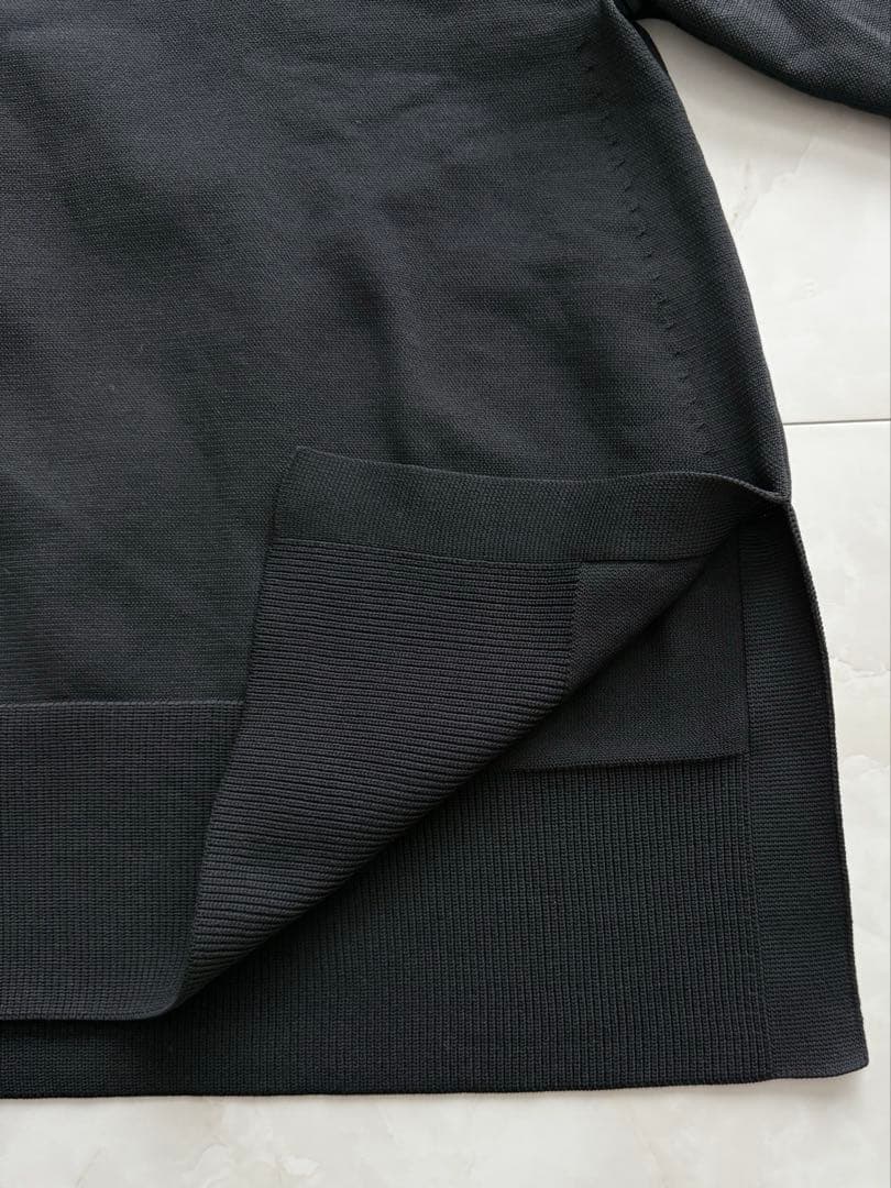 UNITED ARROWS ミニマル フリル ポロニット　黒