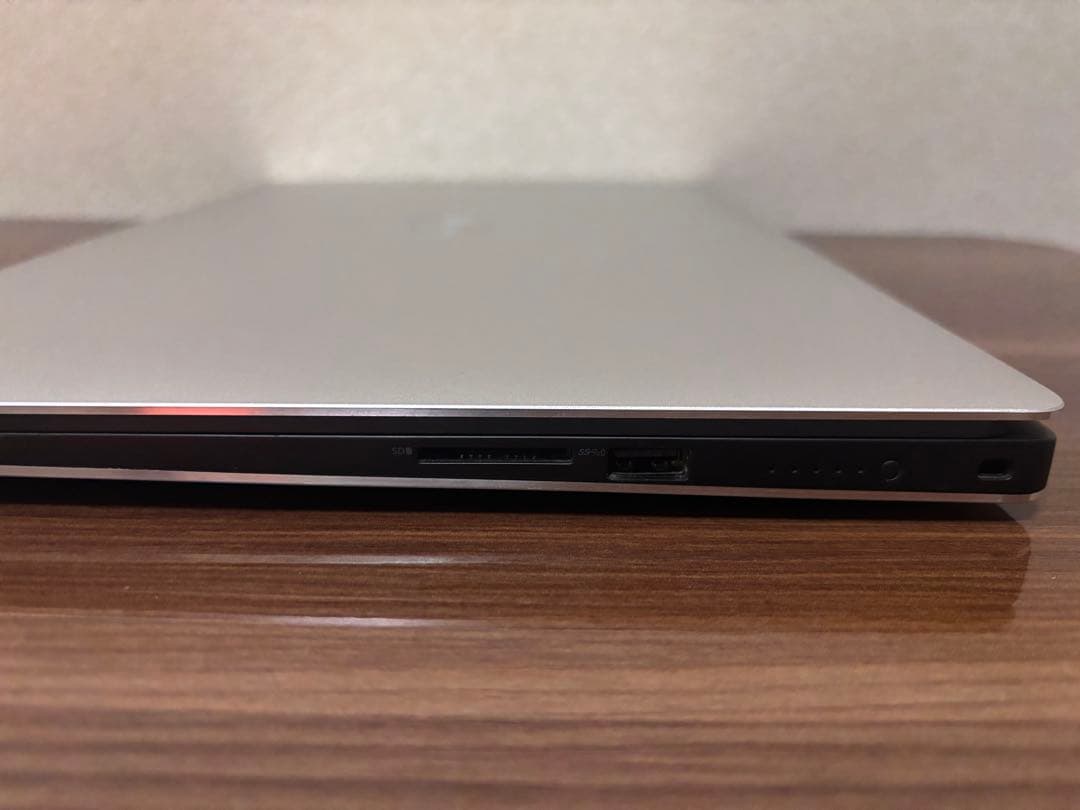 DELL Precision 5540 i7-9850H 15.6インチ FHD
