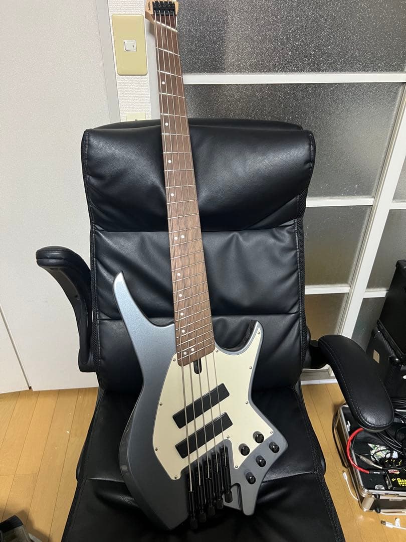 ベース HEX Guitars / NB505 Gunl Gray