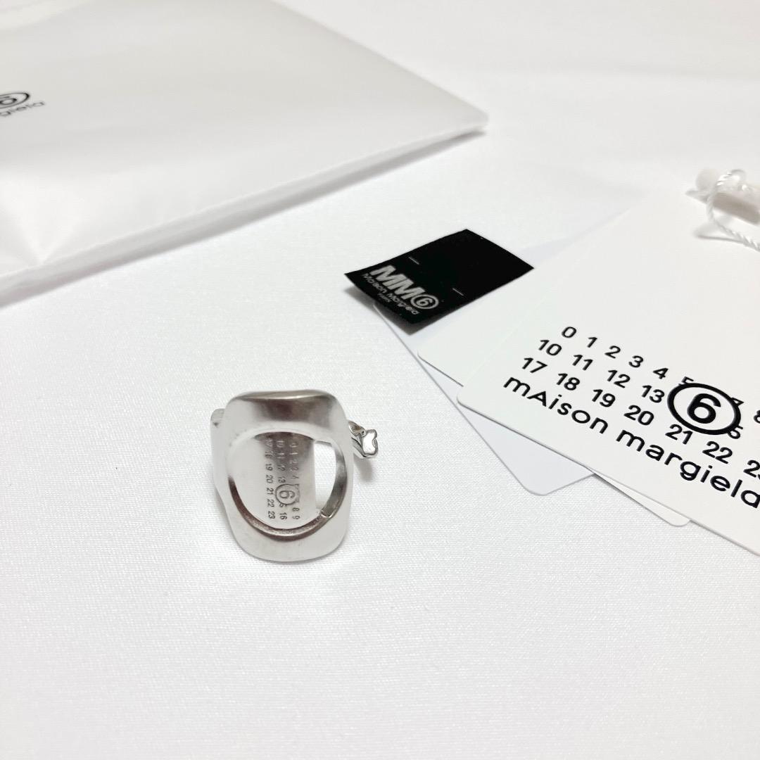 新品 6 マルジェラ MM6 25ss ブランドロゴキーリング 指輪 17938