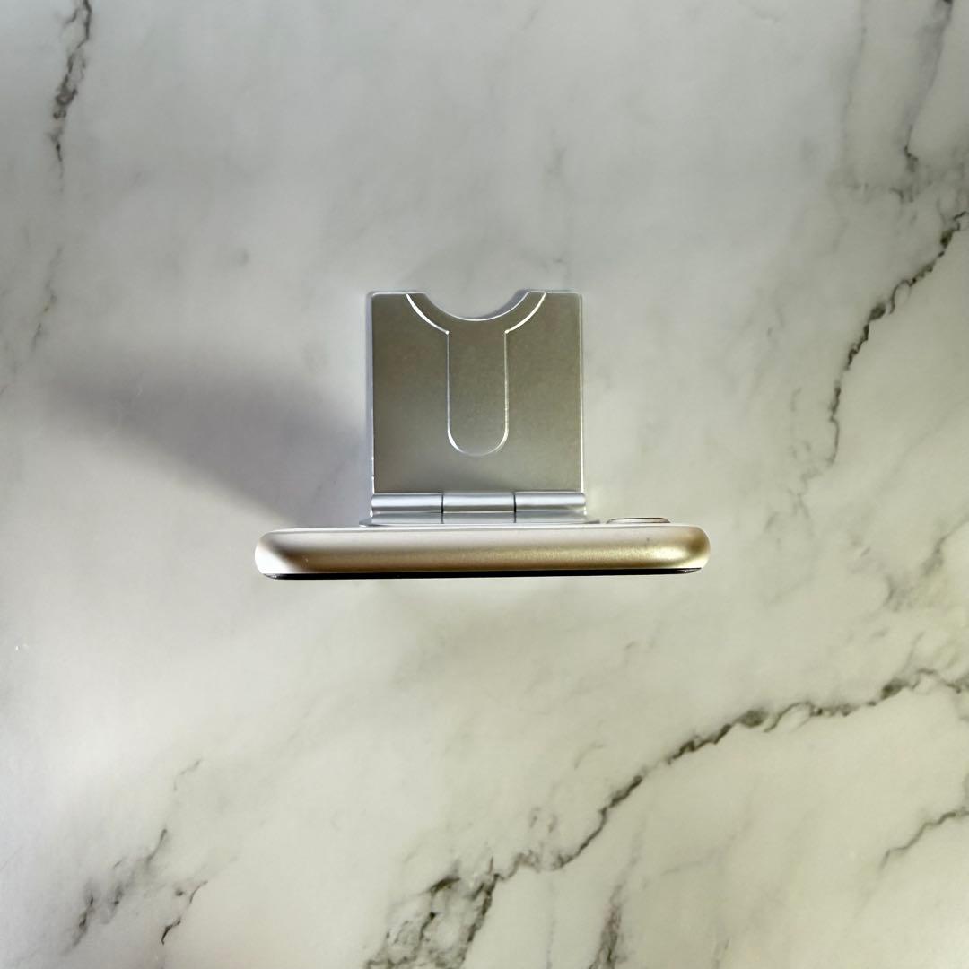 ★新品バッテリー100% iPhone SE 第3世代 128GB SIMフリー