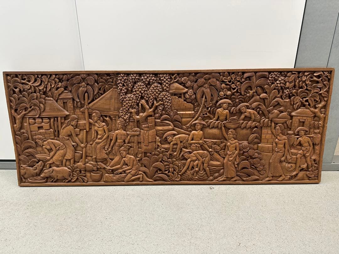 アジアン雑貨 木製 壁掛け(バリ島産、一刀彫り、扁額)