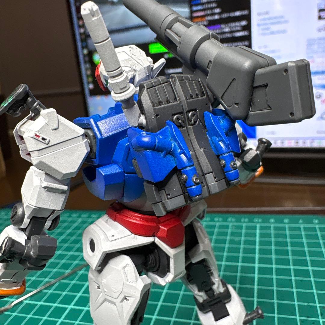 【完成品】HG セイラ専用塗装　軽キャノン改　と　HG赤いガンダム　ザクバズーカ