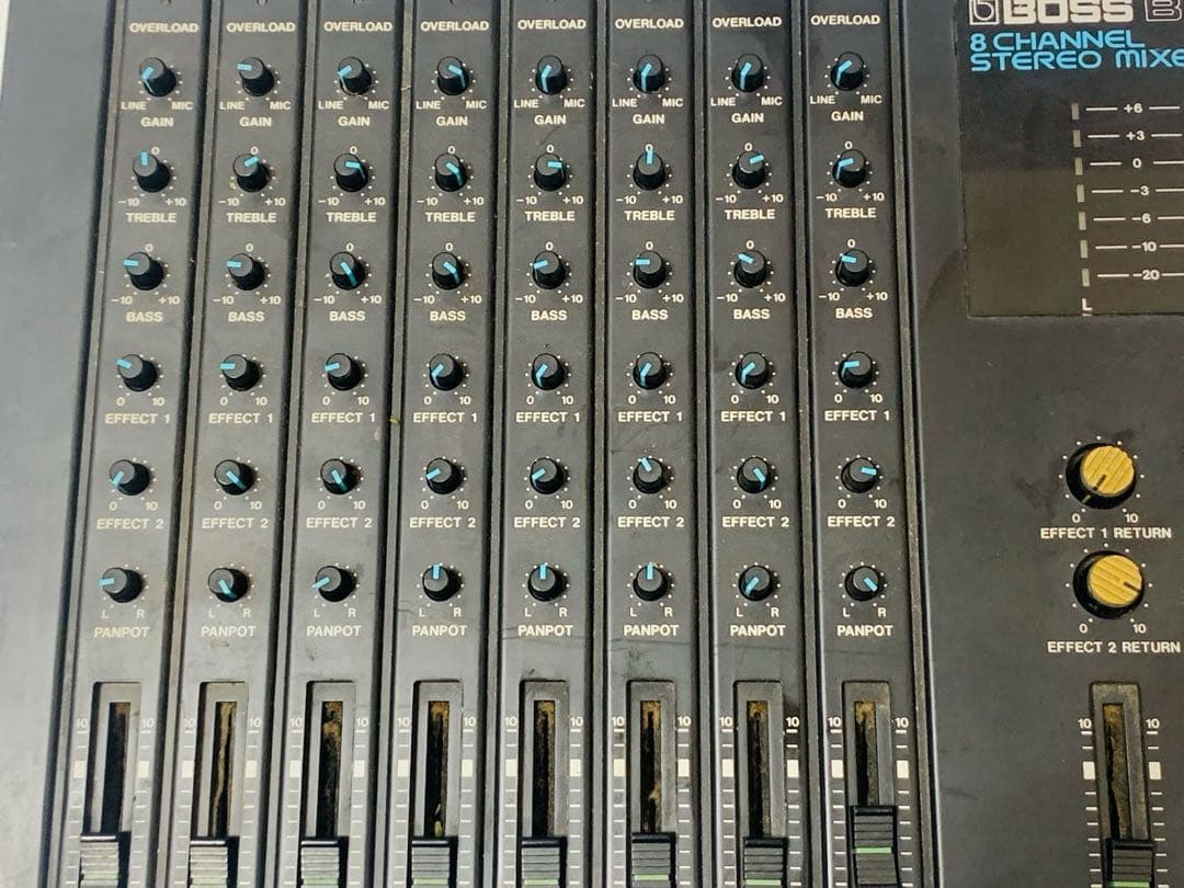 Boss MX-12 DJミキサー 12チャンネル