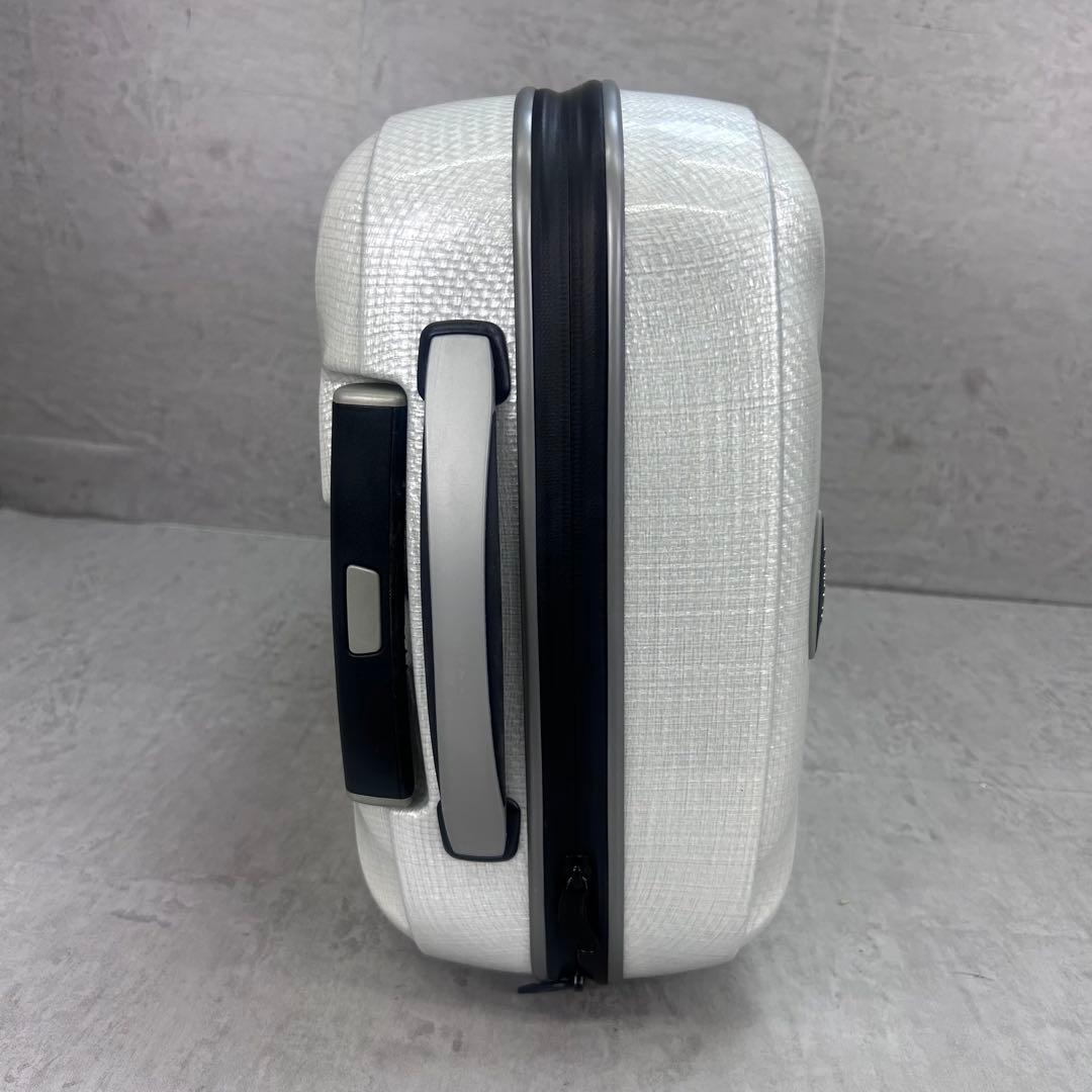 サムソナイト　ファイヤーライト55 35L機内持込 ホワイト　キャリーケース