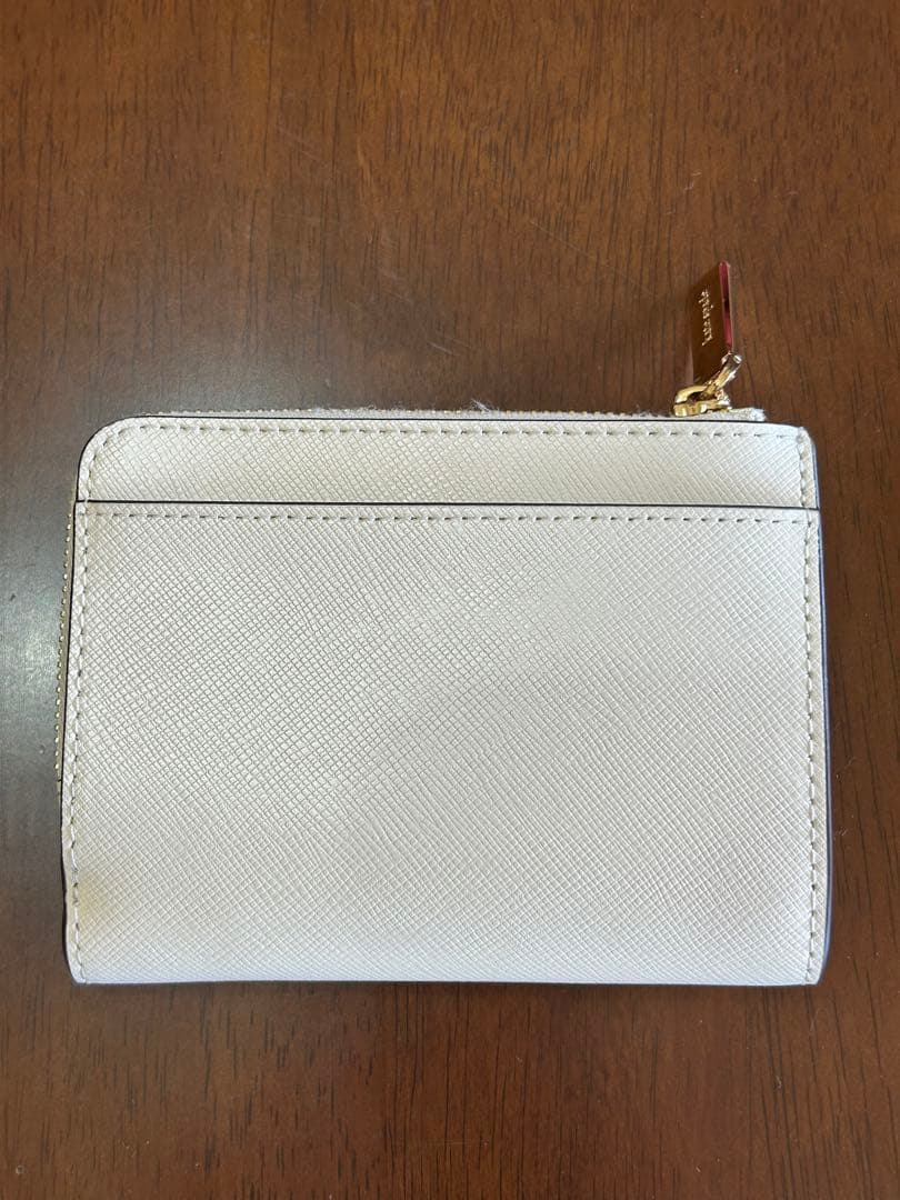 Kate spade フローラル 二つ折り財布