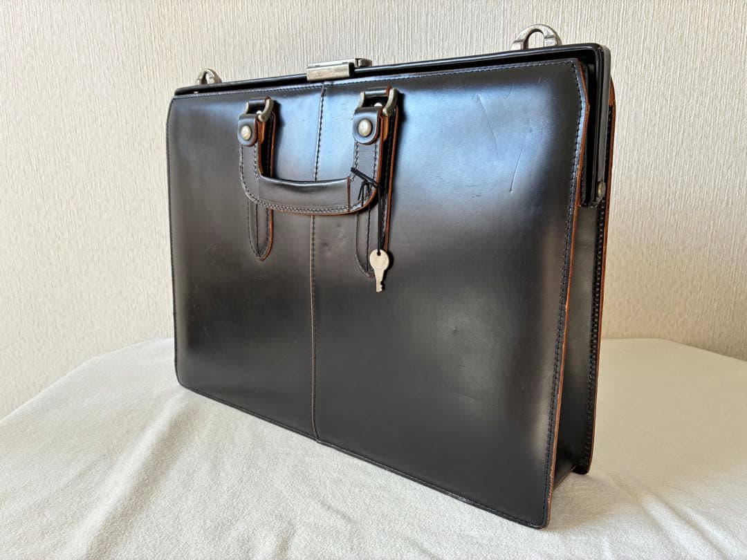 修二さん専用　COMPLEX GARDENS（鍵、ショルダーストラップ付き）