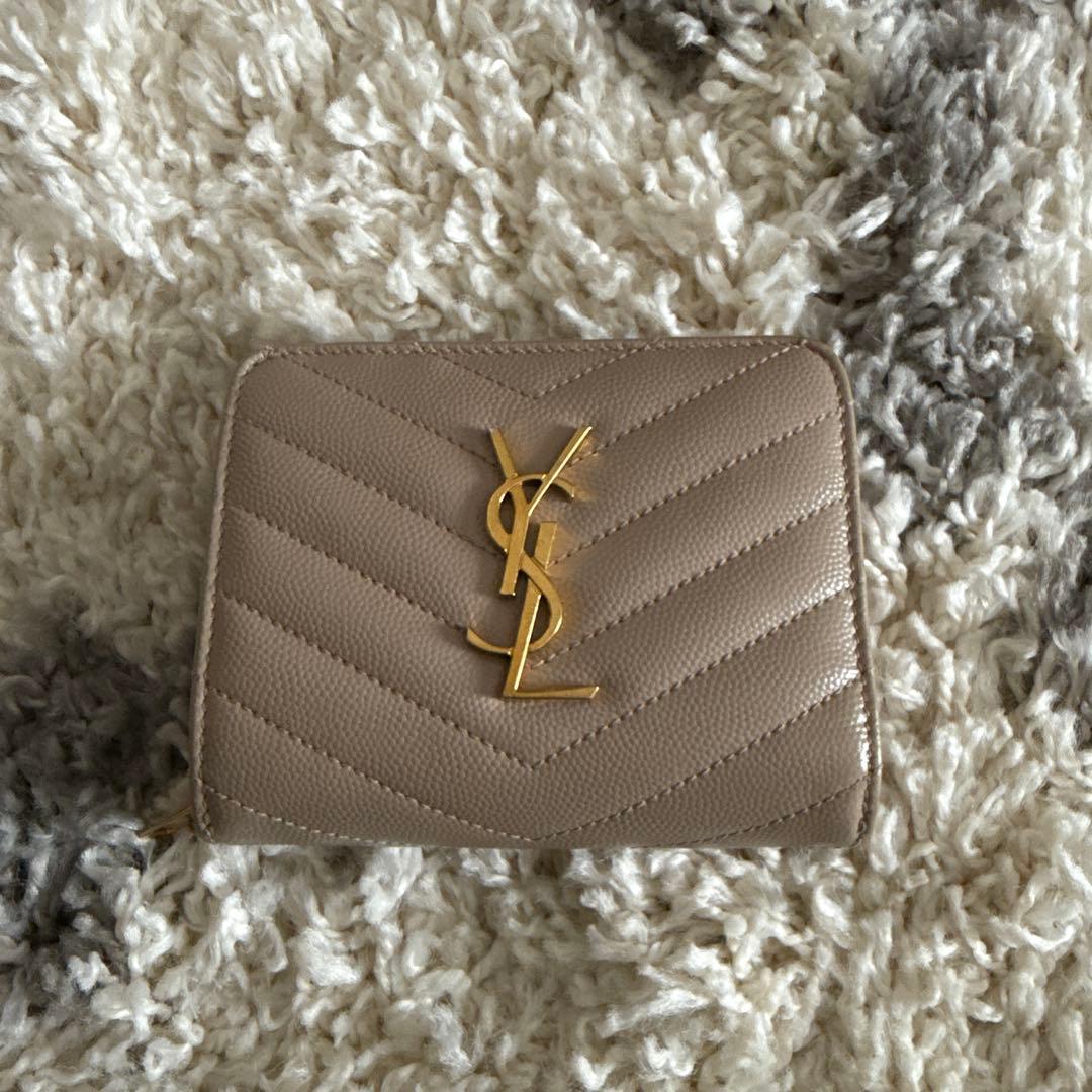 YSL ベージュ キルティング ミニ財布
