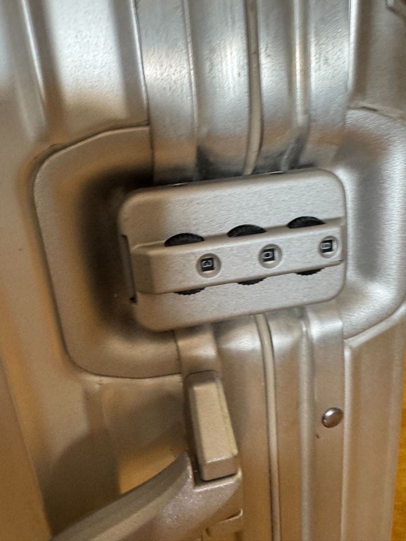 RIMOWA リモワ TOPAS トパーズ 32L 機内持ち込み 2輪