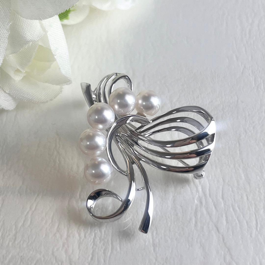 ☆美品☆ミキモト　シルバー　パール　5珠　ブローチ　皇室御用達ブランド