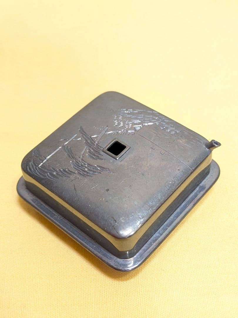 書道具　純銀製　彫金の水滴　23g