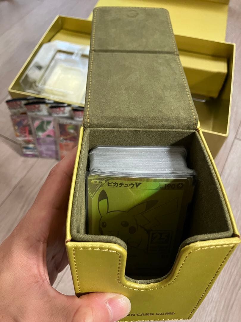 【値下不可】ポケモンカード　25周年ゴールデンボックス