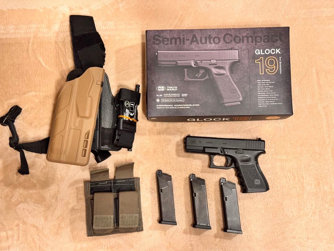 GLOCK 19 ダイアモンドバックポーチ　7TSホルスター ターニケット