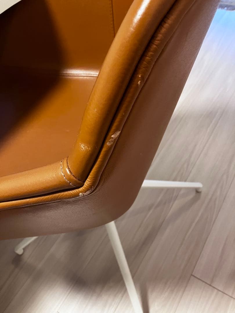 P：Alicante 伸張式ダイニングテーブル／チェア