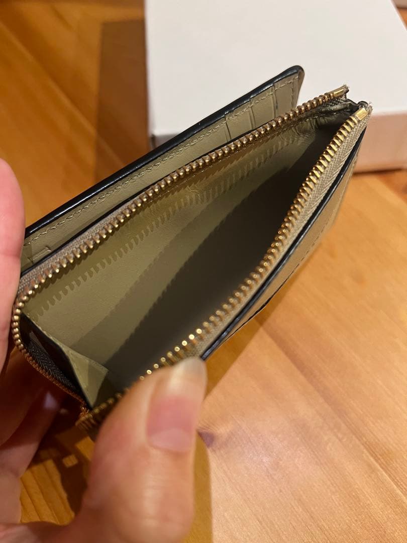 LOEWE 二つ折り財布 美品