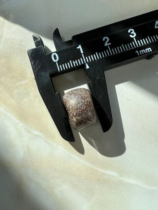 【taro miyosi】石器　玉　古代装飾品　他の方購入不可