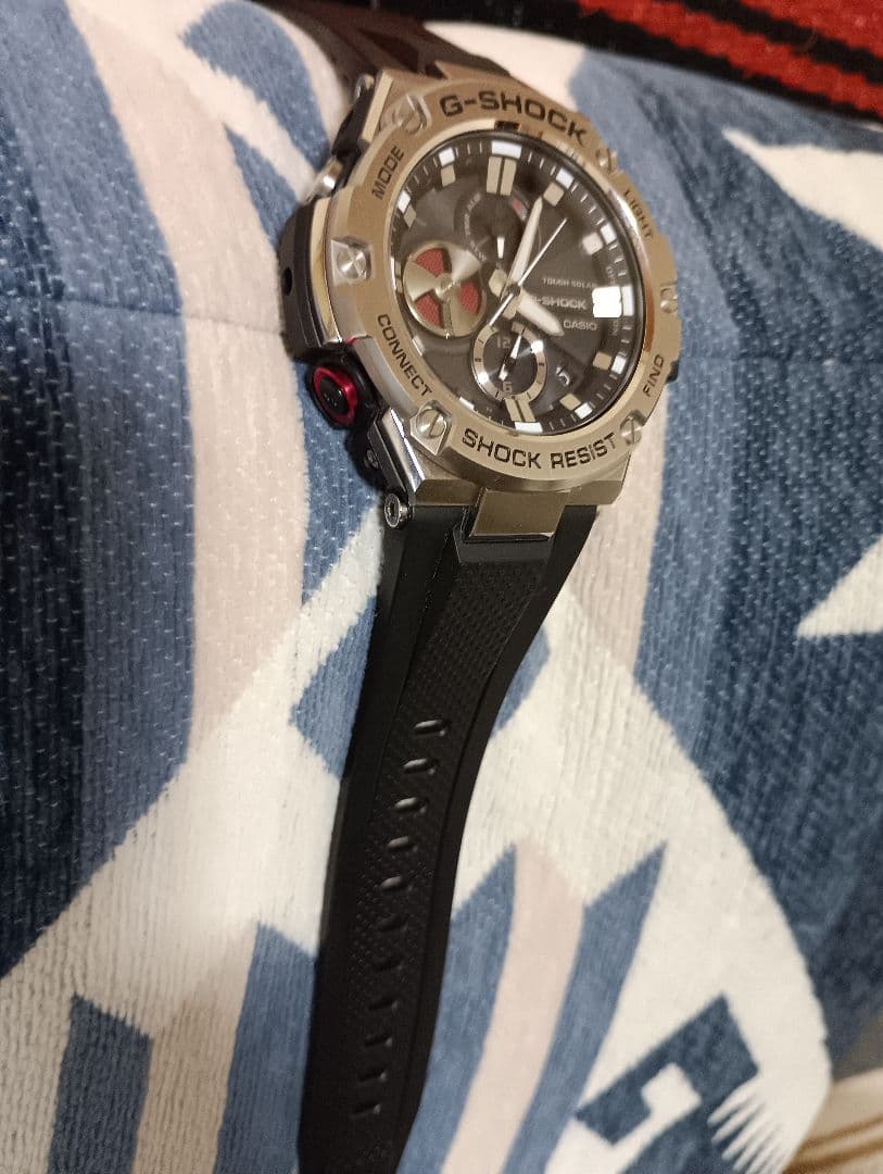 ほぼ新品G-SHOCK⭐G-STEEL⭐GST-B100-1AJF