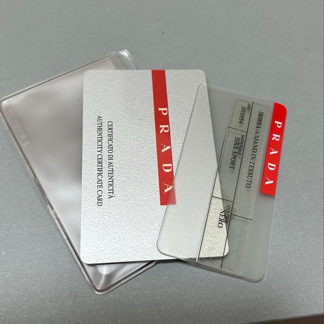 【新品】プラダミニバッグ黒