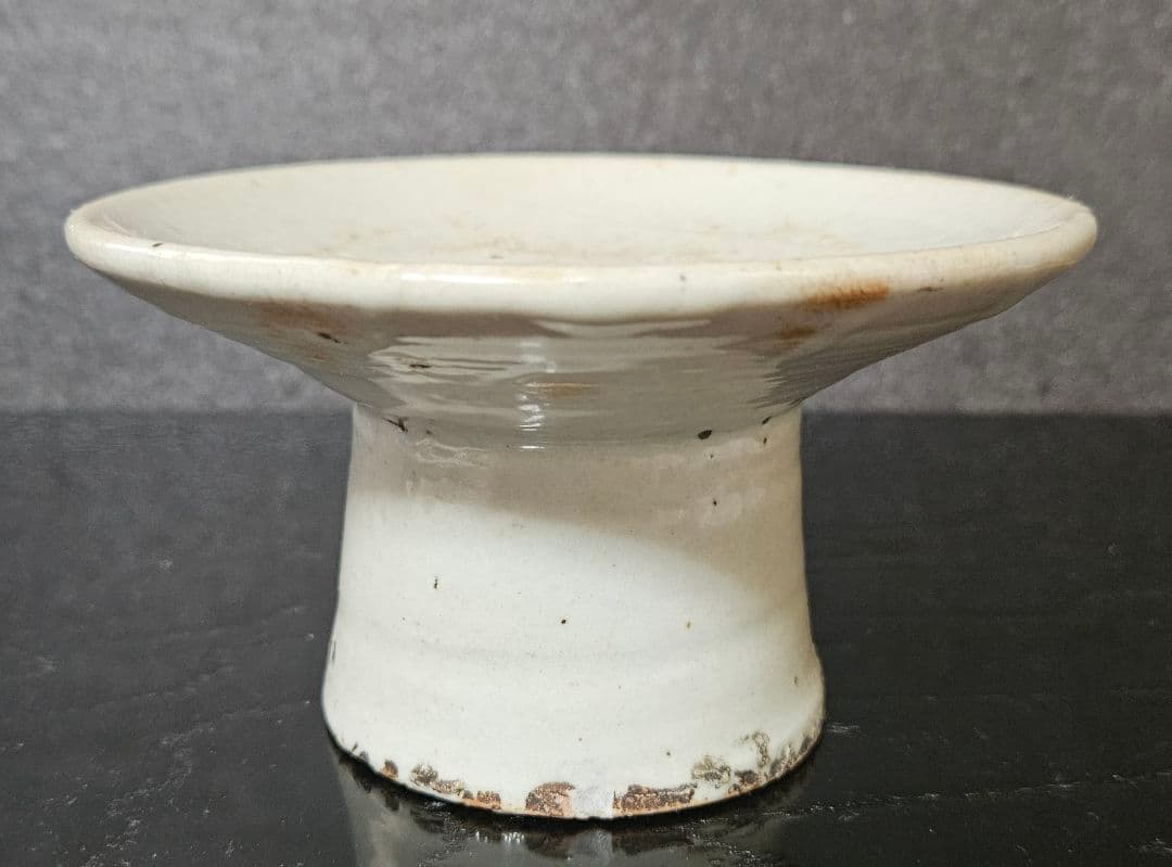 朝鮮古美術　朝鮮古陶磁器　古玩　李朝白磁　堅手　高付皿　台皿　祭器　仏教美術