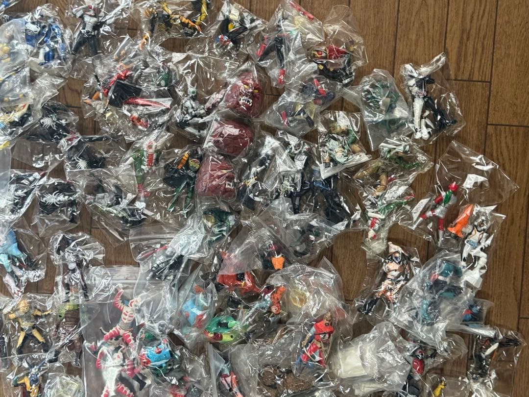 HGシリーズ 仮面ライダー 150体セット ジャンク品 フィギュア ウルトラマン