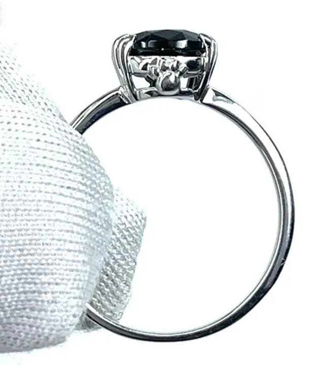 宝石ルース ようやく仕上がりました短期間の限定販売！ネコちゃんリング！