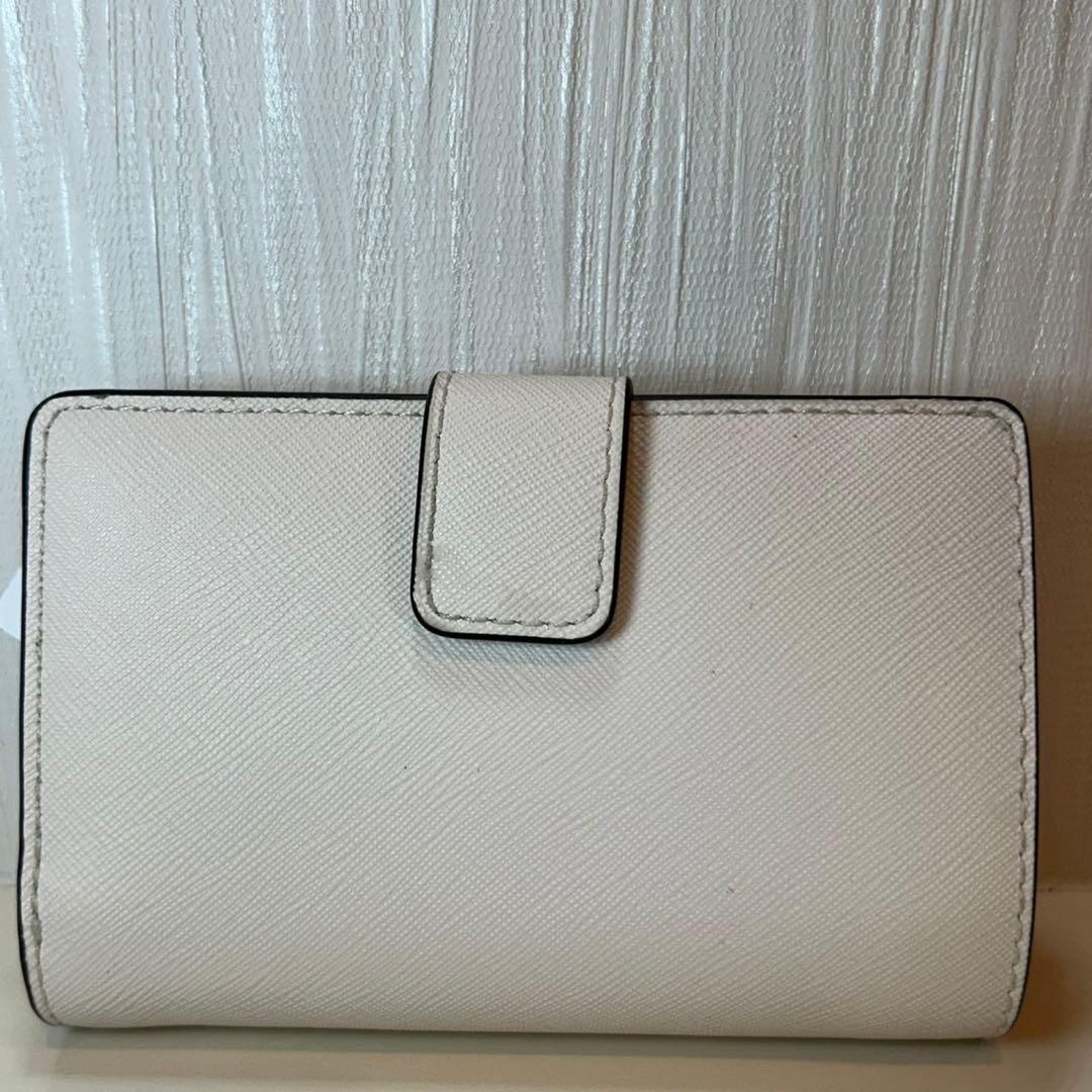 正月限定値下げ✳︎ 新品未使用　MICHAELKORS 花柄 二つ折り財布