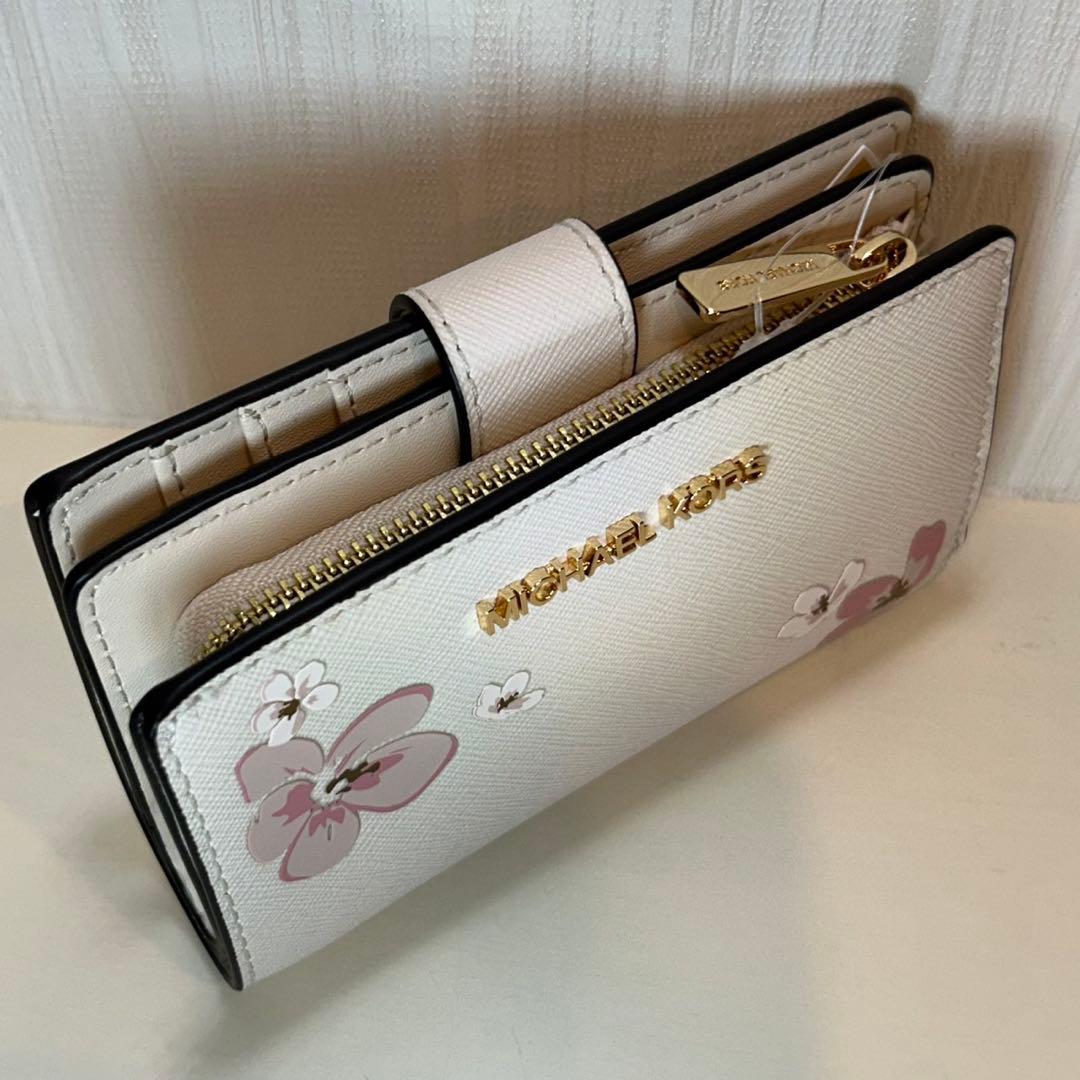 正月限定値下げ✳︎ 新品未使用　MICHAELKORS 花柄 二つ折り財布
