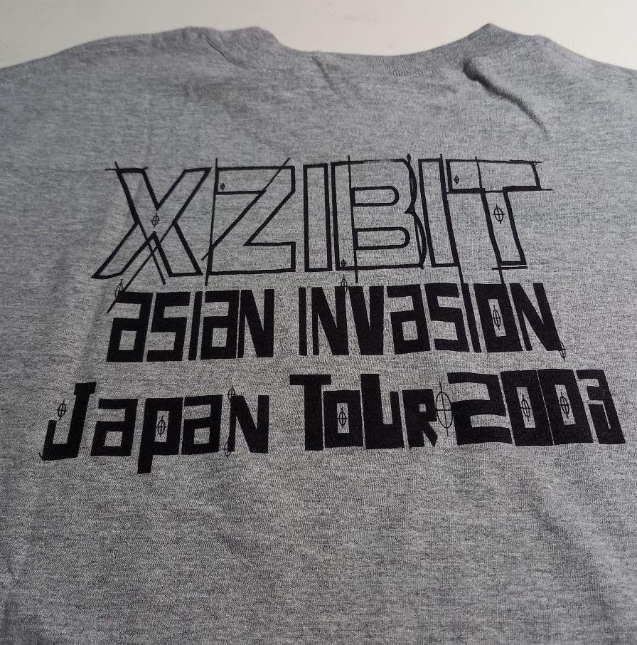 XZlBlT直筆サイン入りTシャツ