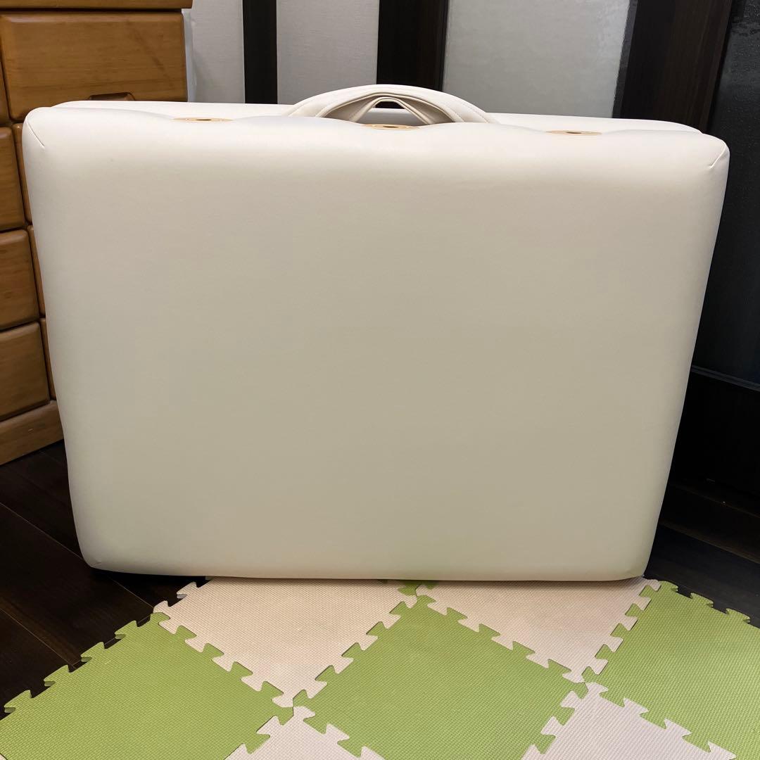 【ゆず】マッサージ　施術ベッド