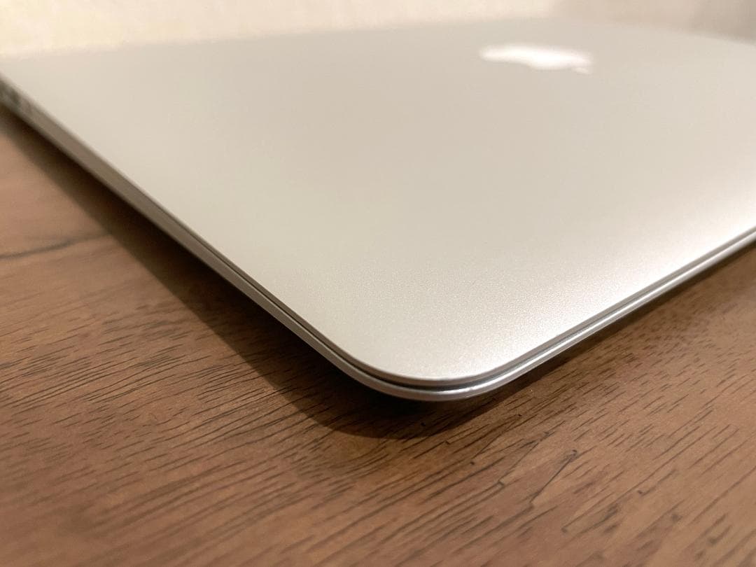 MacBook Air 13\"　2017　i5　8GB　251GB　まずまず美品