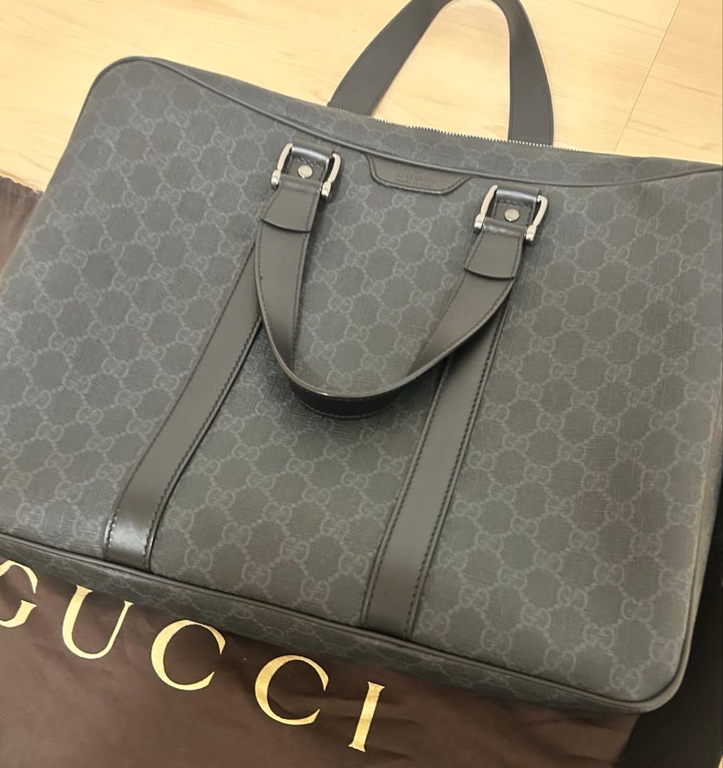 GUCCI メンズバッグ ブリーフケース ビジネスバッグ　ショルダーバッグ 鞄