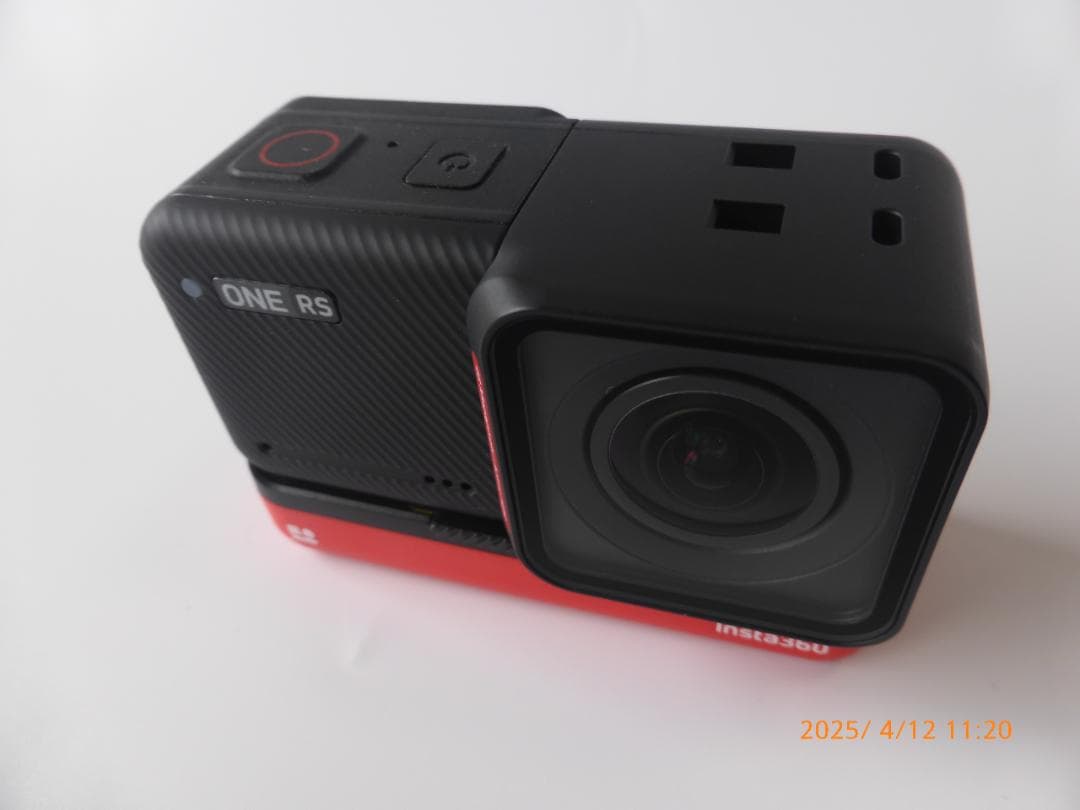 お*ま様 ★極美品★インスタ360/INSTA360 ONE RS 4K版 送料