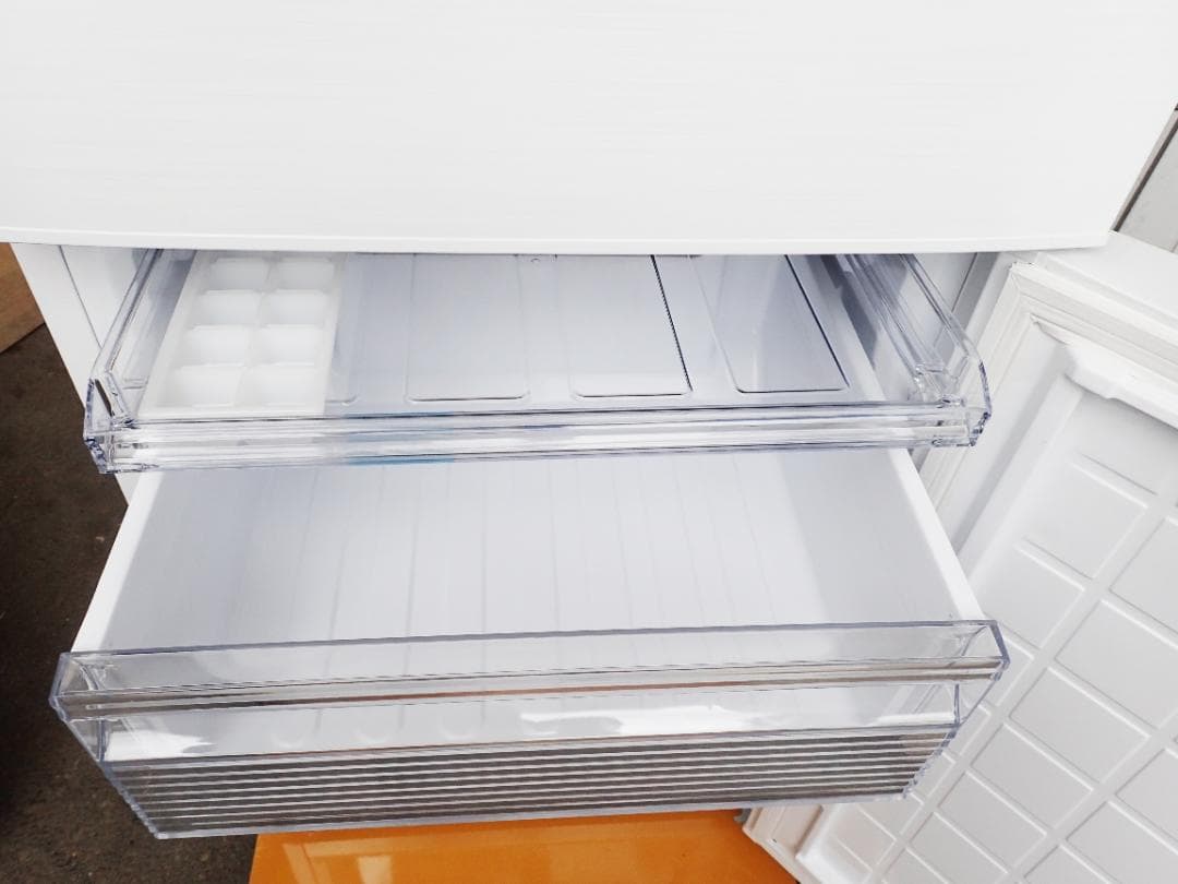 SHARP シャープ 2ドア冷蔵冷凍庫 310L 右開き 2023年製