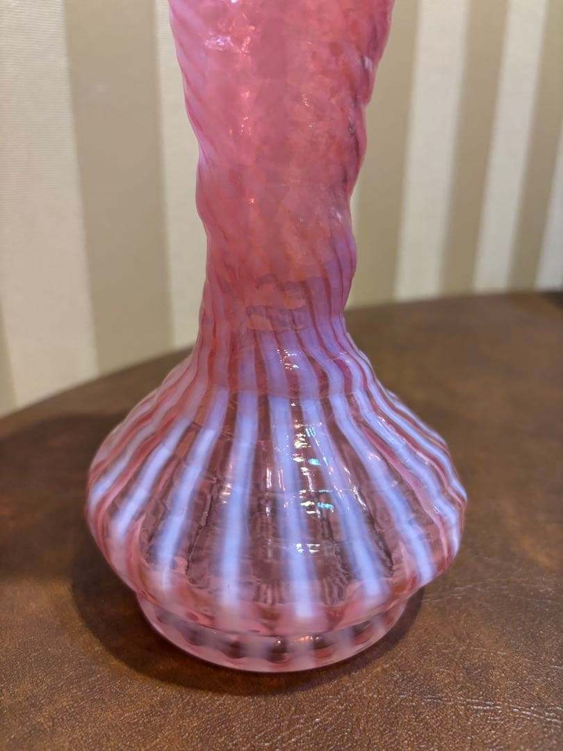 Fenton Art Glass・アンティークガラス