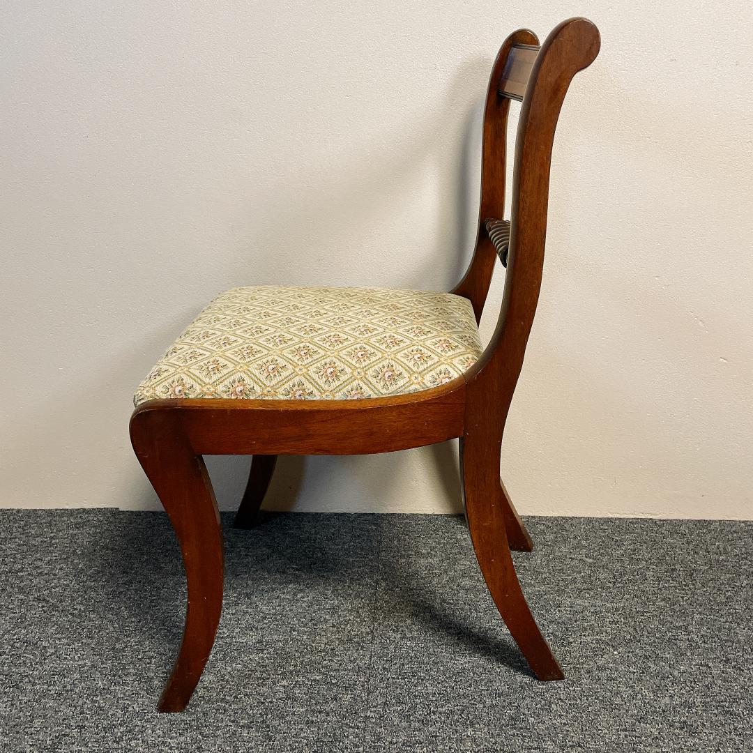 英国　アンティーク　ダイニングチェア 椅子 彫刻 ツイストレール マホガニー