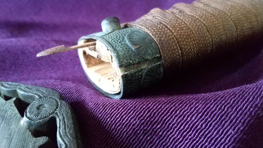 旧日本陸軍・菊紋入り軍刀拵え