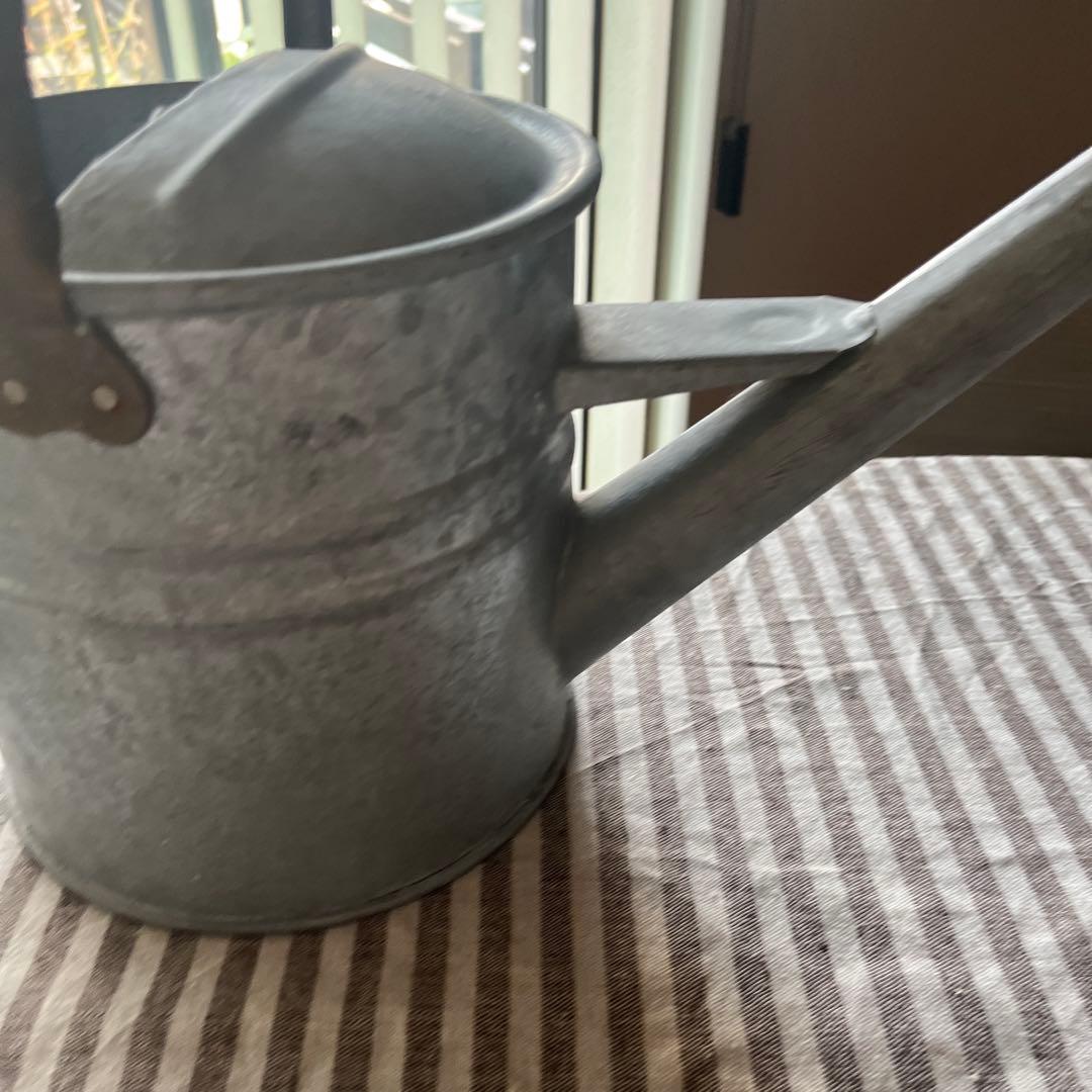 HAWS 英国ホーズ社　ピーターラビットカン　ガーデニング　じょうろ