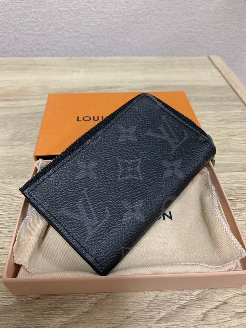 Myday公式アカウント01　希少　ルイヴィトンエクリプスカーキーケース