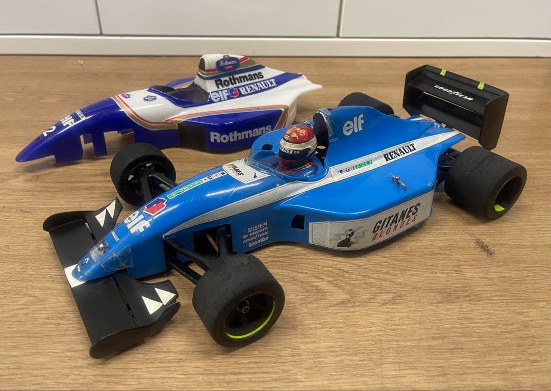 京商F1 電動ラジコンカー 1/10 ボディー2台付き