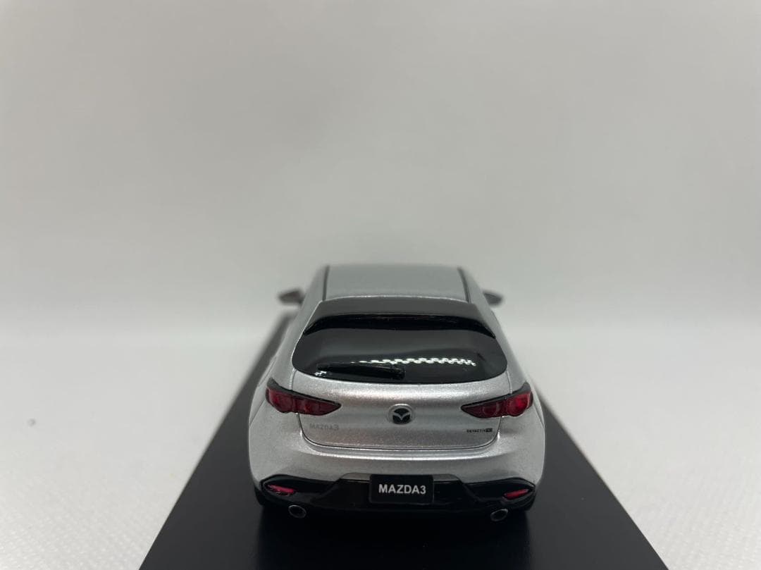 401-026 マツダ特注 1/43 マツダ MAZDA 3 RH シルバー