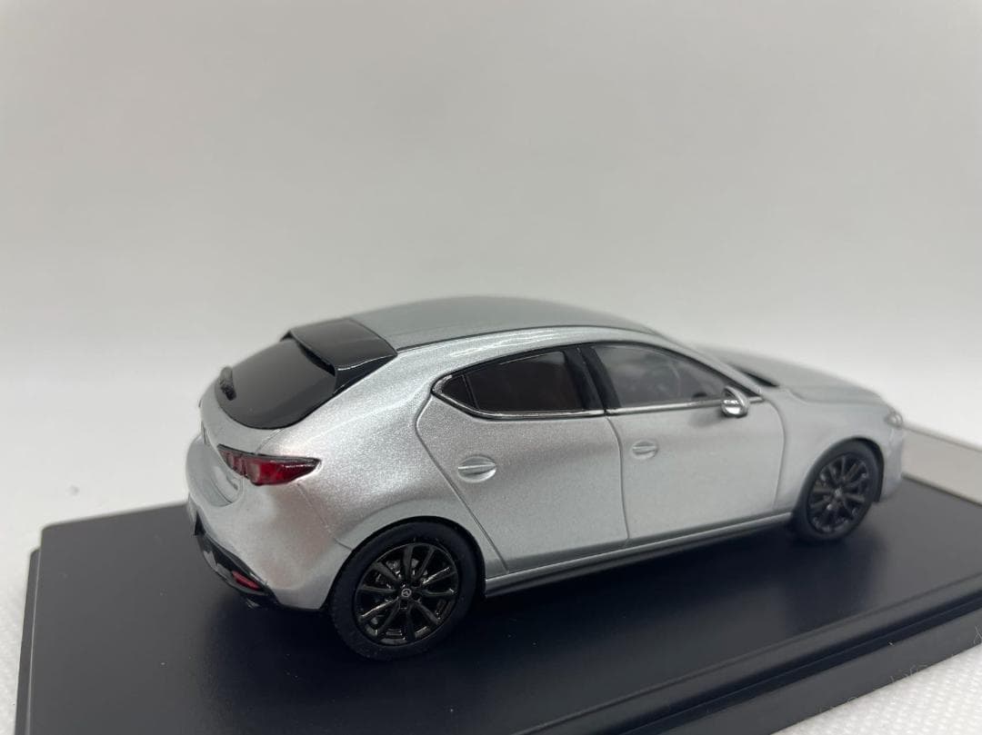 401-026 マツダ特注 1/43 マツダ MAZDA 3 RH シルバー