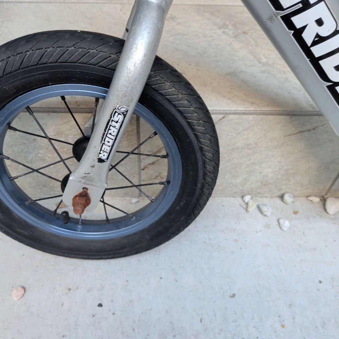 ストライダー プロ　軽量 シルバー　カスタム　タイヤ　予備タイヤ付き