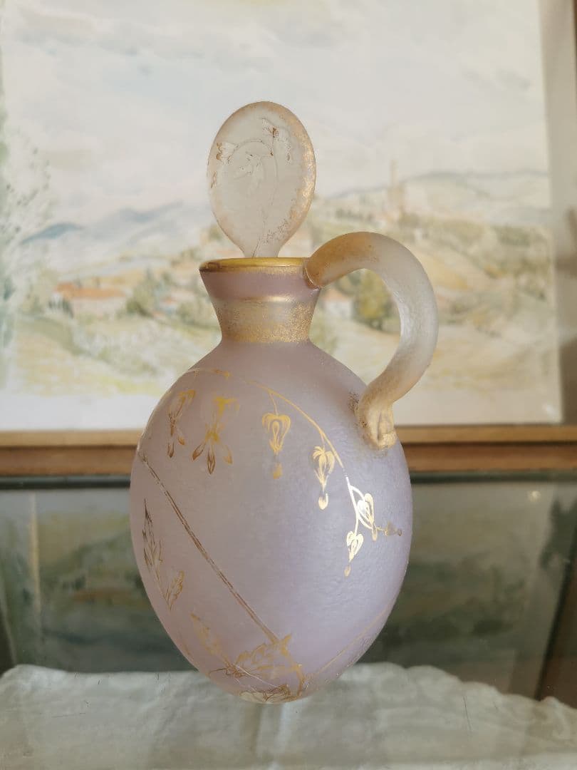 アンティークドームナンシー 駒草紋様金彩デキャンタ ラヴェンダーピンク キャラフ