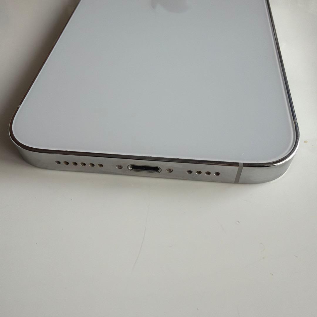 Apple iPhone 14 Pro maxシルバー 本体