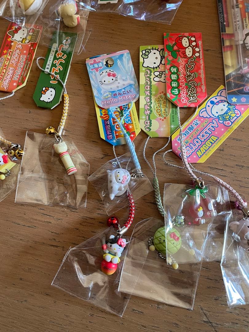 ハローキティ ご当地ストラップ セット40個値下げ不可