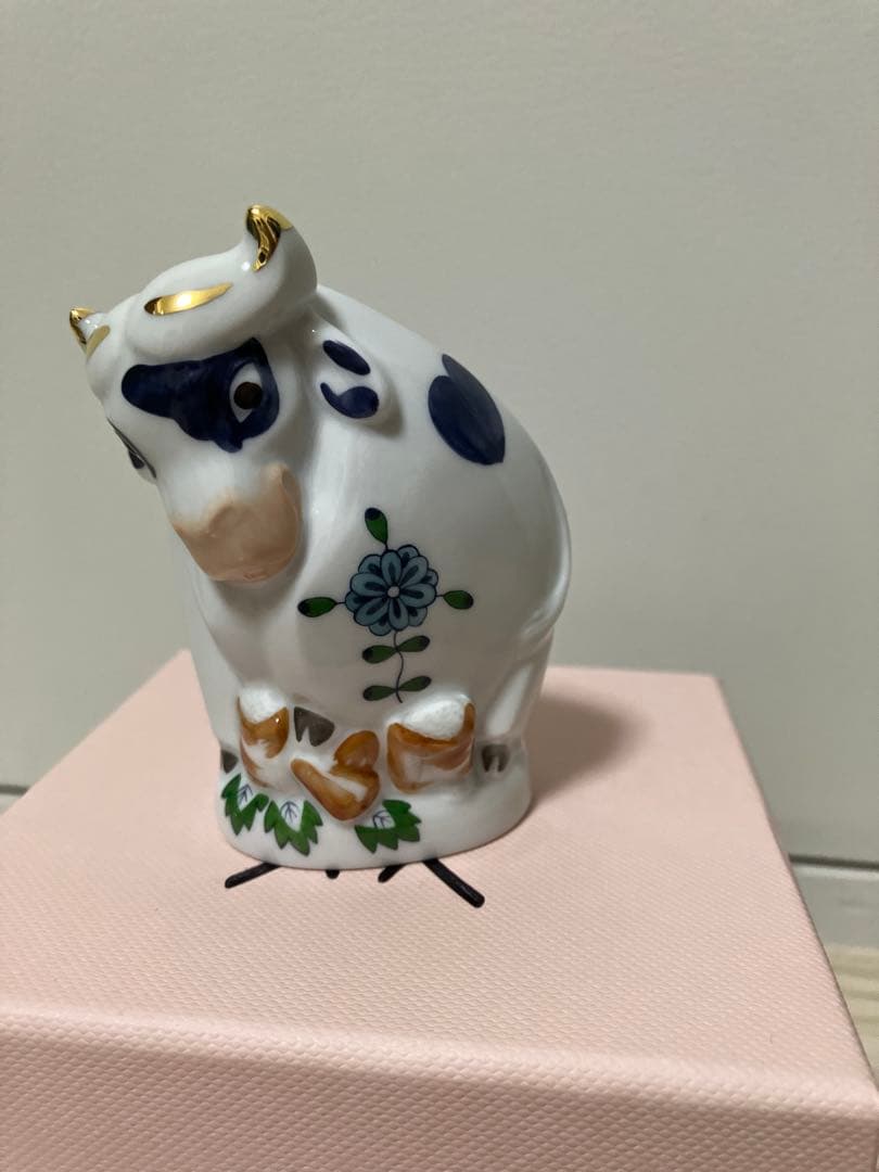 マイセン　ミニウシ　オス　フィギュリン　干支　定価33000円