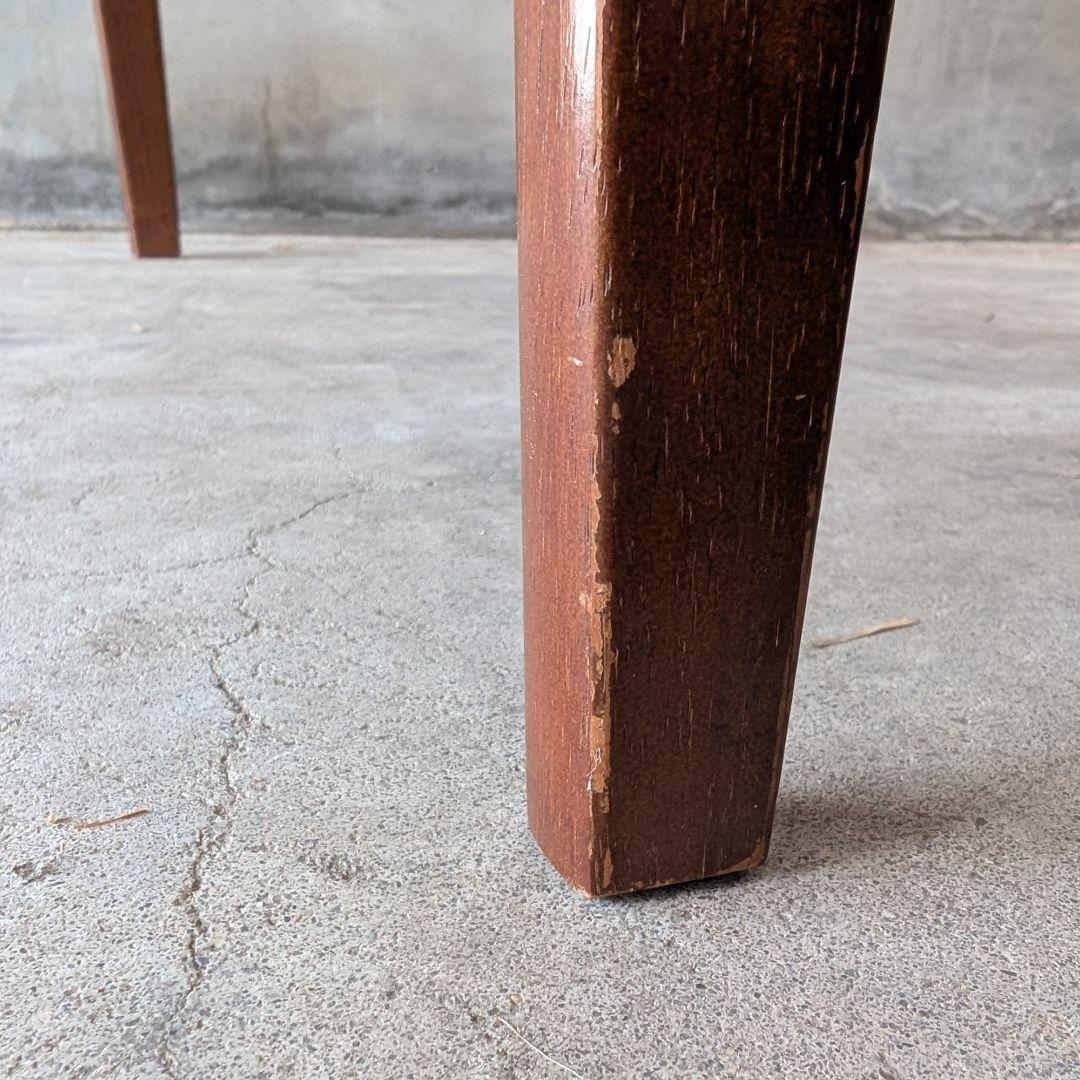 【古家具】カリモク 白い天板 ウォルナット色のカフェテーブルA　サイドテーブル