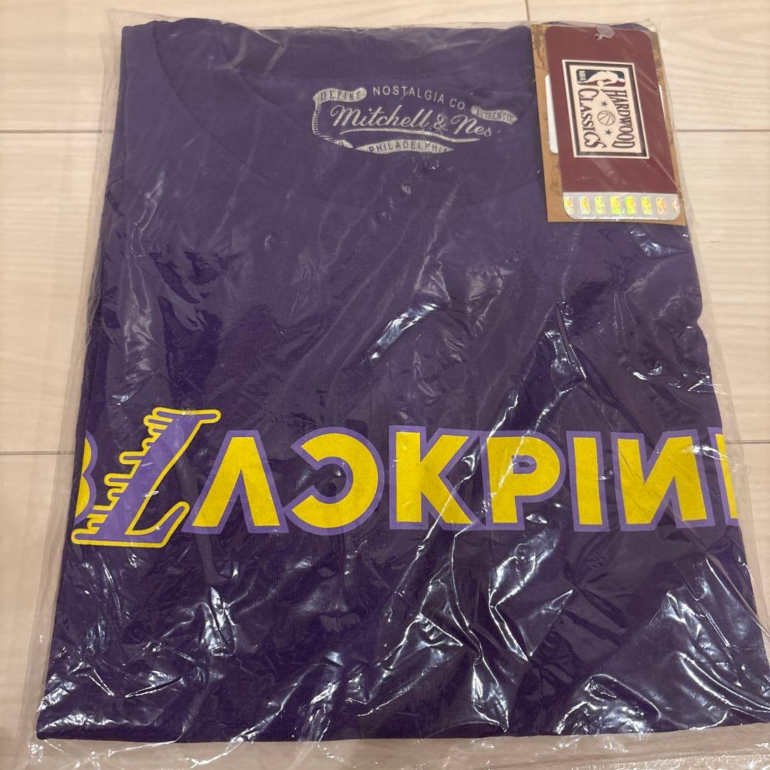 BLACKPINK NBA レイカーズコラボ　Tシャツ