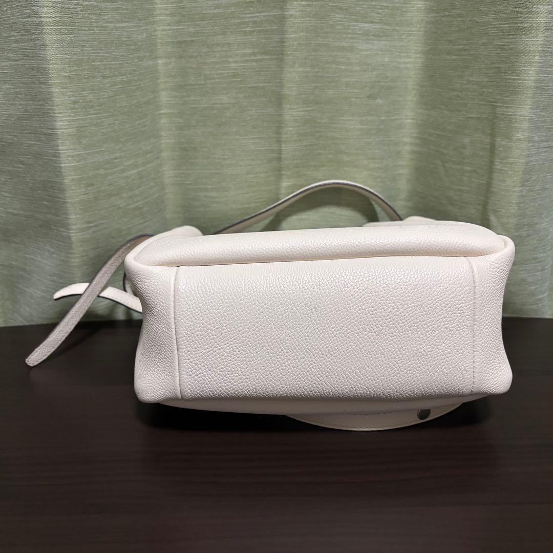 トリーバーチ ロミー バケットバッグ